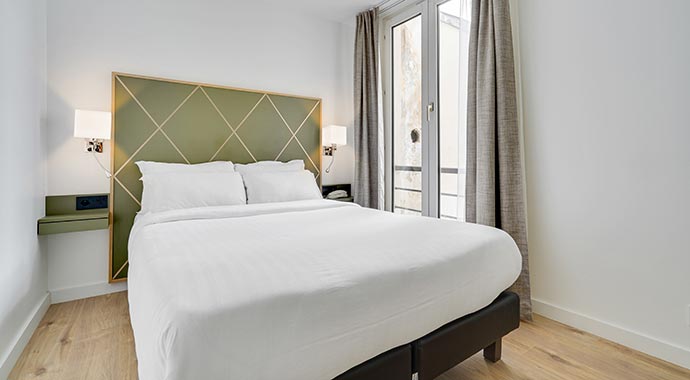 B Square Inn Services - Hotel B Square